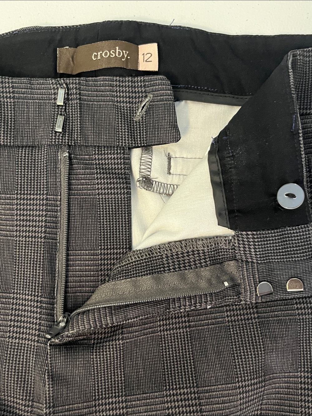 Crosby Madison Pants in Herringbone Plaid Size 12 - Picture 14 of 14